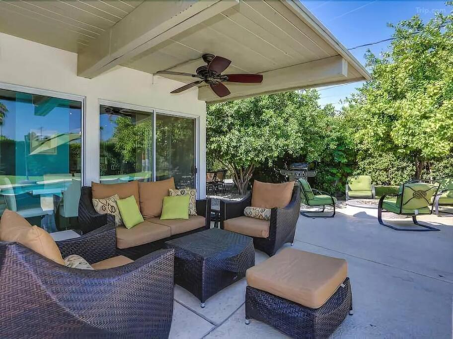 Serene 4 Bed 3 Bath Heated Pool Natural Backyard Heart Of Palm Springs Luaran gambar