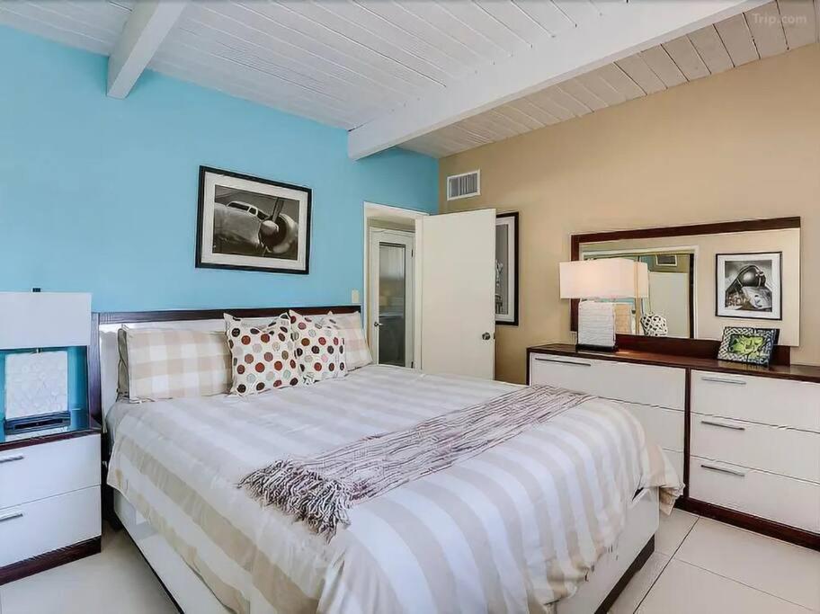 Serene 4 Bed 3 Bath Heated Pool Natural Backyard Heart Of Palm Springs Luaran gambar