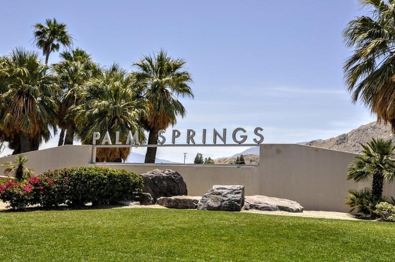 Serene 4 Bed 3 Bath Heated Pool Natural Backyard Heart Of Palm Springs Luaran gambar
